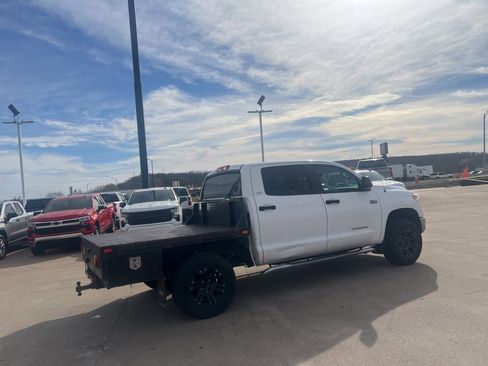 Used 2016 Toyota Tundra SR5 image 11