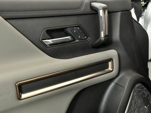 New 2025 GMC Hummer EV 3X image 7