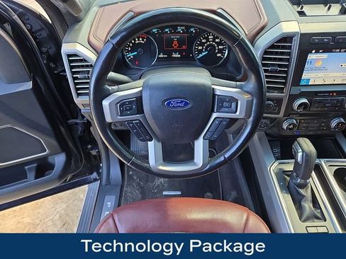 Used 2018 Ford F150 Platinum w/ Equipment Group 701A Luxury AWD/4WD image 3
