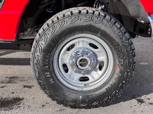 New 2026 Ford F350 XL w/ XL Off-Road Package AWD/4WD image 38
