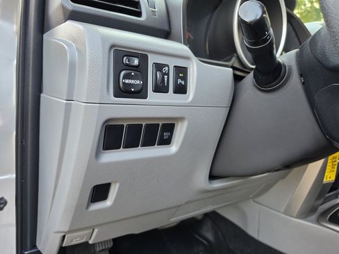 Used 2010 Toyota 4Runner SR5 RWD image 39