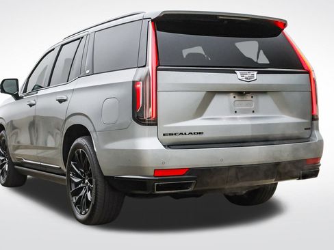 Used 2023 Cadillac Escalade Sport Platinum w/ LPO, ONYX Package image 7