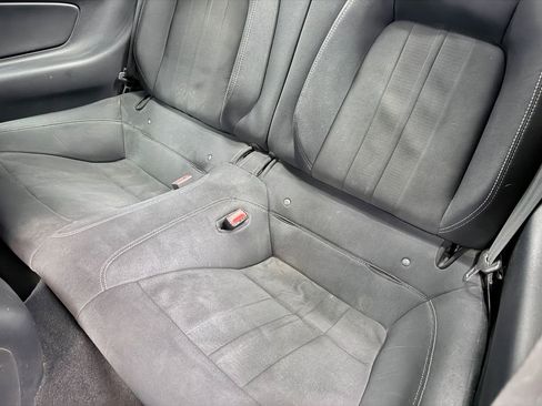 Used 2019 Ford Mustang Coupe RWD image 13