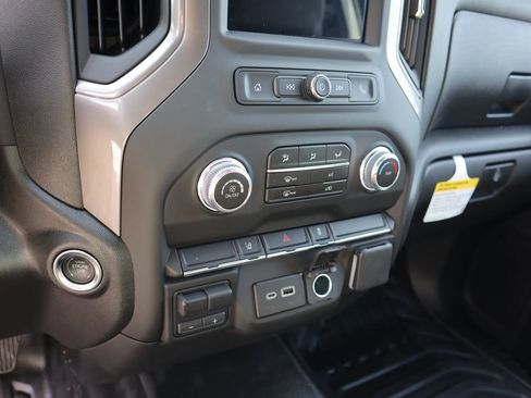 New 2025 GMC Sierra 3500 Pro w/ Convenience Package AWD/4WD image 15