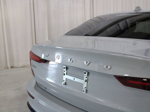 Used 2024 Volvo S60 B5 Plus FWD image 31