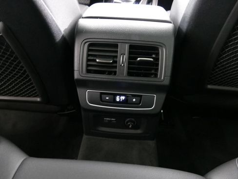 Used 2023 Audi Q5 2.0T Premium Plus w/ Premium Plus Package AWD/4WD image 29