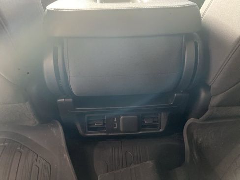 Certified 2022 GMC Sierra 1500 Elevation image 12