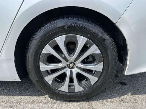 Certified 2021 Toyota Prius Prime XLE FWD image 10