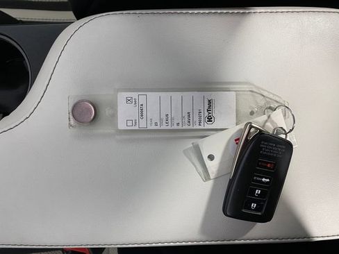 Used 2023 Lexus IS 350 F Sport image 31