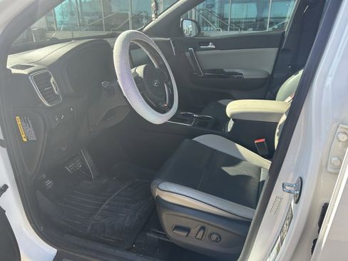 Used 2018 Kia Sportage EX w/ EX Sport Appearance Package image 11