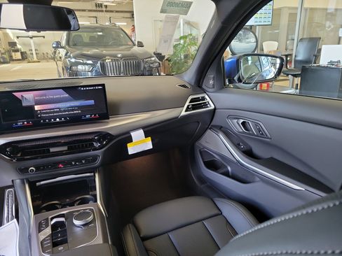 New 2026 BMW 330i xDrive Sedan w/ M Sport Package image 19