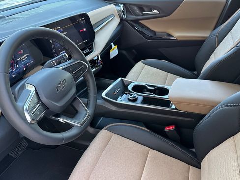 New 2026 Chevrolet Equinox ACTIV w/ Safety and Technology Package image 9