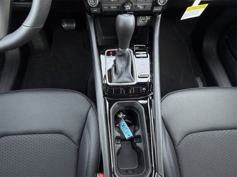 New 2026 Jeep Compass Latitude image 17