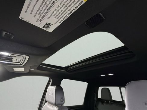 Used 2024 GMC Sierra 2500 AT4 w/ AT4 Premium Plus Package image 36