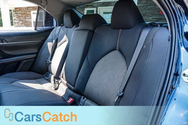 Used 2020 Toyota Camry LE FWD image 31