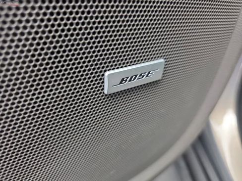 Used 2019 Chevrolet Traverse LT w/ LT Premium Package image 16