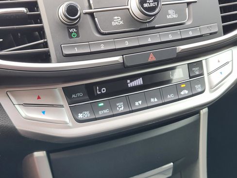 Used 2015 Honda Accord LX image 22