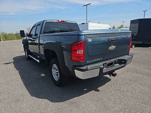 Used 2009 Chevrolet Silverado 2500 LT w/ Snow Plow Prep Package image 5