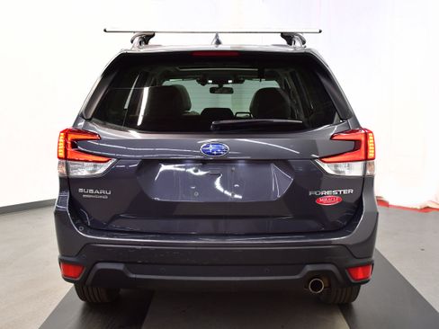 Used 2022 Subaru Forester Limited image 8