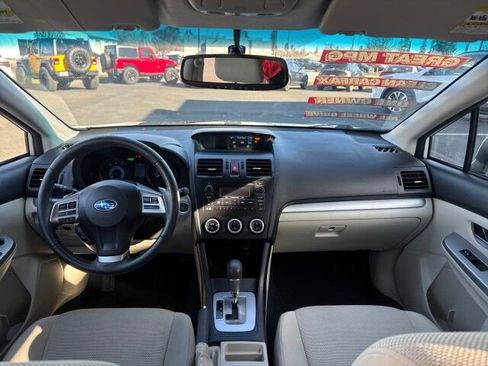 Used 2014 Subaru Crosstrek 2.0i Premium image 13