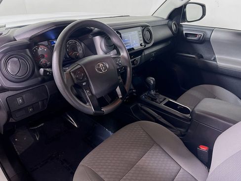 Certified 2022 Toyota Tacoma SR AWD/4WD image 10