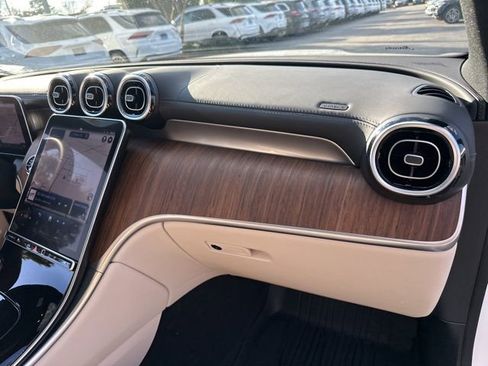 Certified 2024 Mercedes-Benz GLC 300 4MATIC image 35