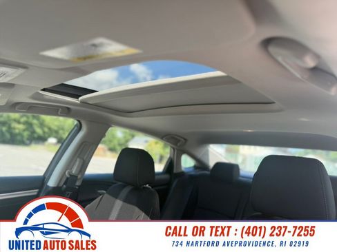 Used 2016 Honda Civic EX-T image 13