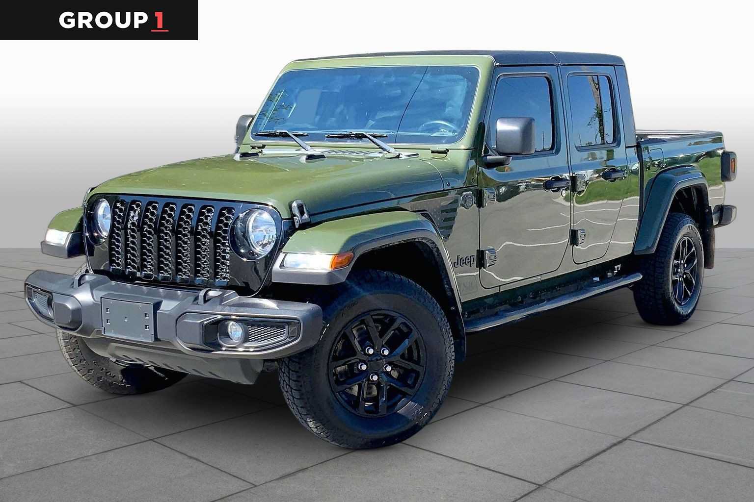 Used 2022 Jeep Gladiator Sport AWD/4WD image 1