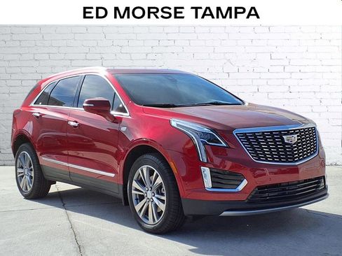 Certified 2025 Cadillac XT5 Premium Luxury w/ Technology Package image 5