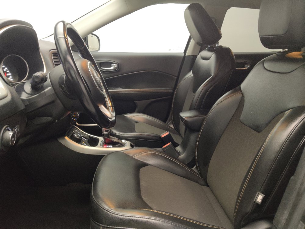 Used 2021 Jeep Compass Latitude w/ Convenience Group AWD/4WD image 17