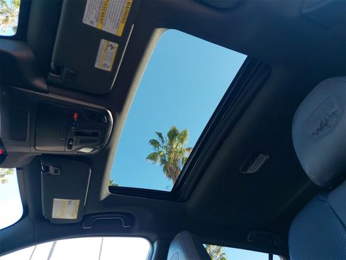 Used 2023 Subaru Outback Wilderness image 31