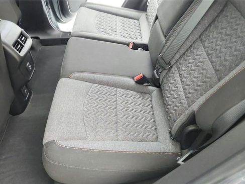 Used 2024 Chevrolet Equinox LT AWD/4WD image 13