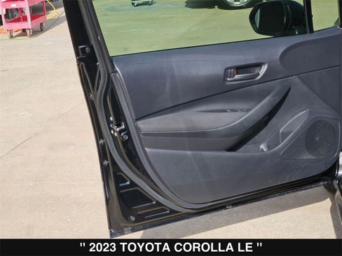 Used 2023 Toyota Corolla LE image 14
