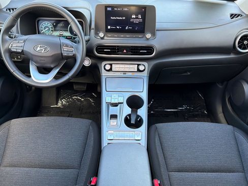 Used 2022 Hyundai Kona SEL w/ Convenience Package image 12
