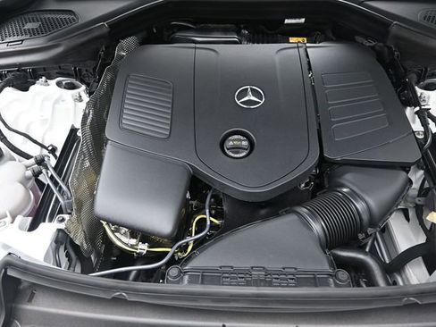Used 2026 Mercedes-Benz GLC 300 image 31