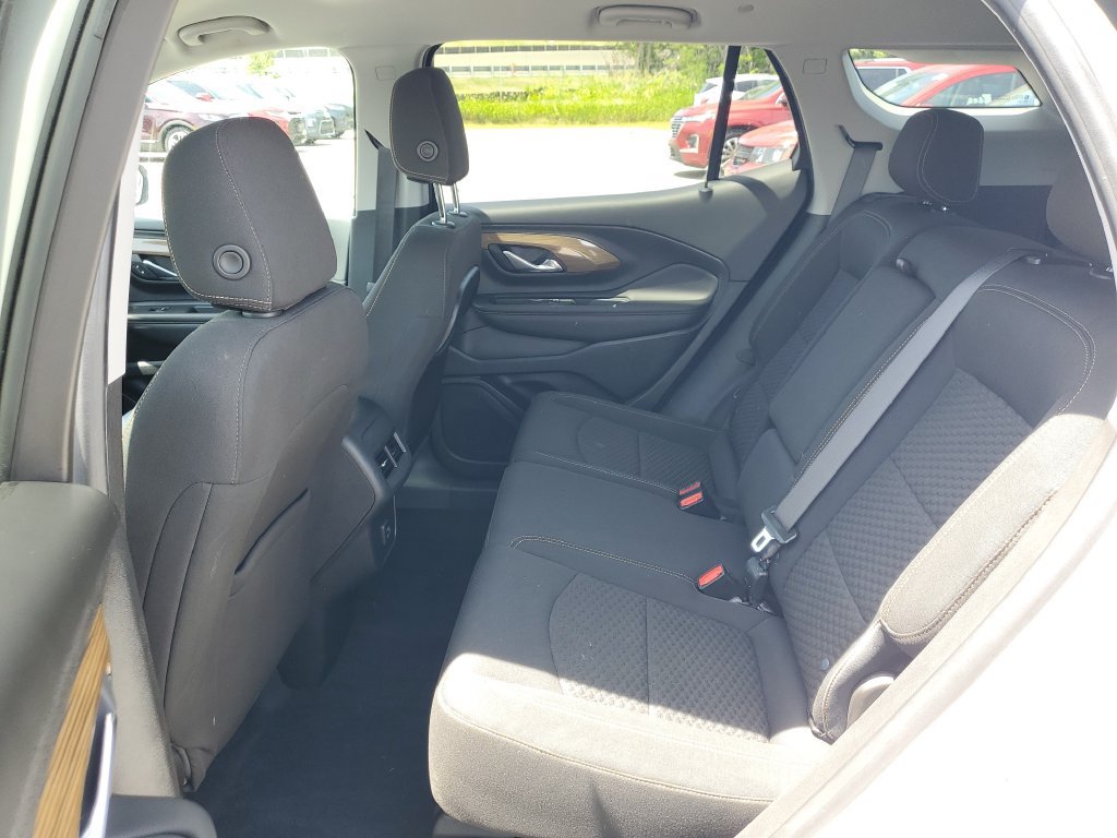 Used 2021 GMC Terrain SLE w/ Driver Convenience Package AWD/4WD image 13