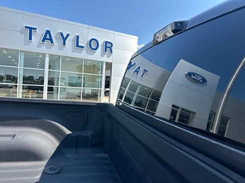 Used 2023 RAM 2500 Big Horn w/ Night Edition AWD/4WD image 13