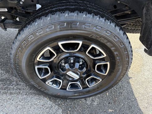 Used 2026 Ford F350 Platinum image 10