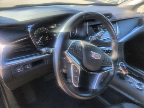Used 2024 Cadillac XT5 Premium Luxury image 10