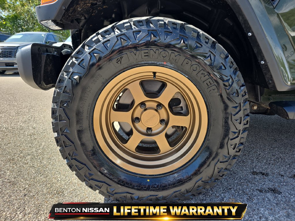 Used 2022 Jeep Gladiator Sport AWD/4WD image 8