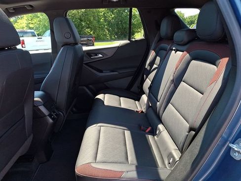 Used 2025 Chevrolet Equinox RS w/ Safety and Technology Package AWD/4WD image 11