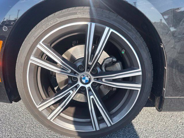 Used 2024 BMW 430i Convertible w/ Premium Package RWD image 12