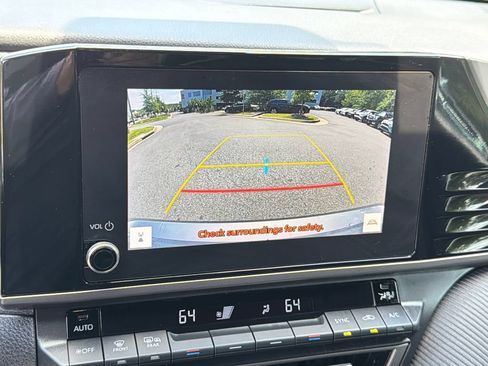 Used 2025 Toyota Camry SE w/ Convenience Package FWD image 25