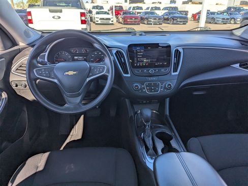 Used 2023 Chevrolet Malibu LT image 15