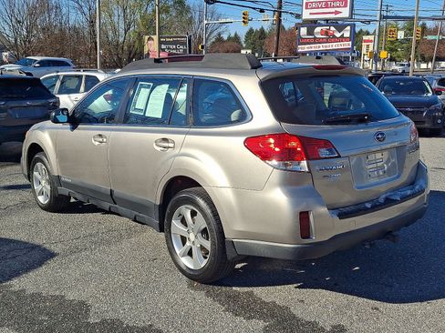 Used 2014 Subaru Outback 2.5i w/ Popular Package #1B image 6