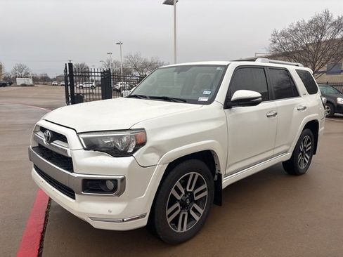 Used 2017 Toyota 4Runner Limited image 10