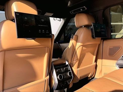 Certified 2023 Land Rover Range Rover Long Wheelbase Autobiography AWD/4WD image 8