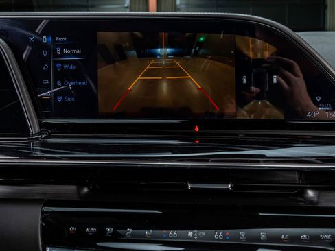 Used 2021 Cadillac Escalade Sport w/ Driver Assist Tech Package image 22