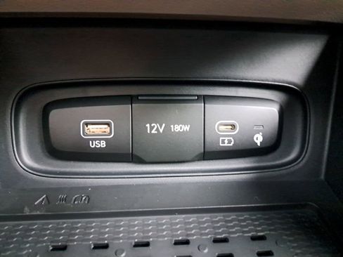 New 2026 Hyundai Venue SEL image 28