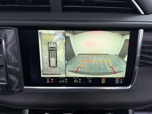 Used 2023 GMC Yukon Denali image 22